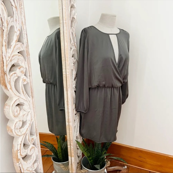 Forever21 dress - Picture 3 of 5